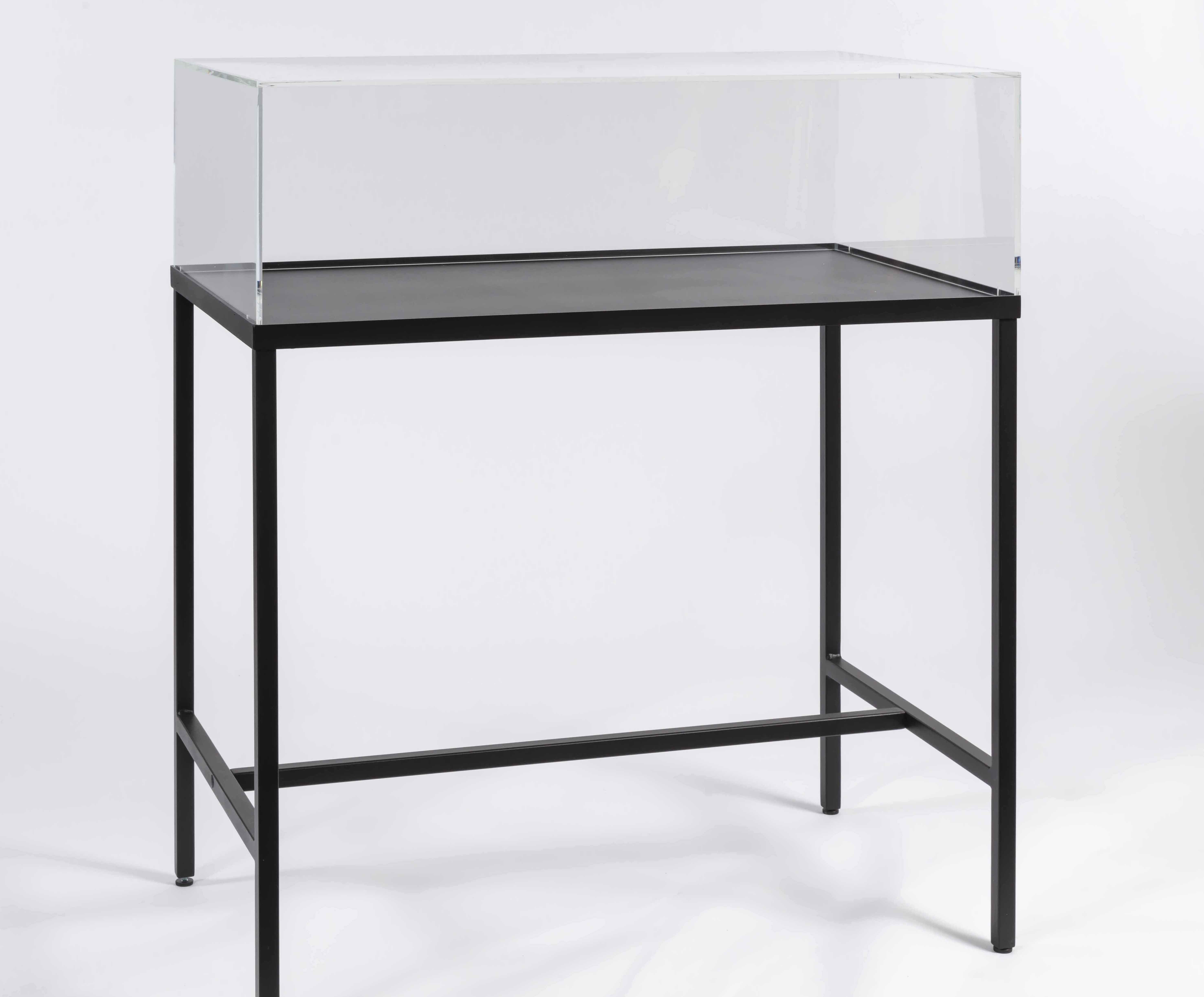 Vitrine table Clario - nouveauté 2025